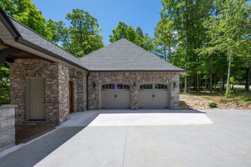 forest-hills 8207